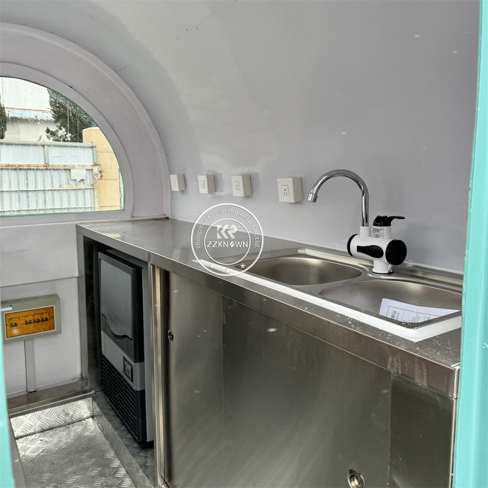 Chariot de restauration commer - Commercial Kitchen Trailer avis et prix